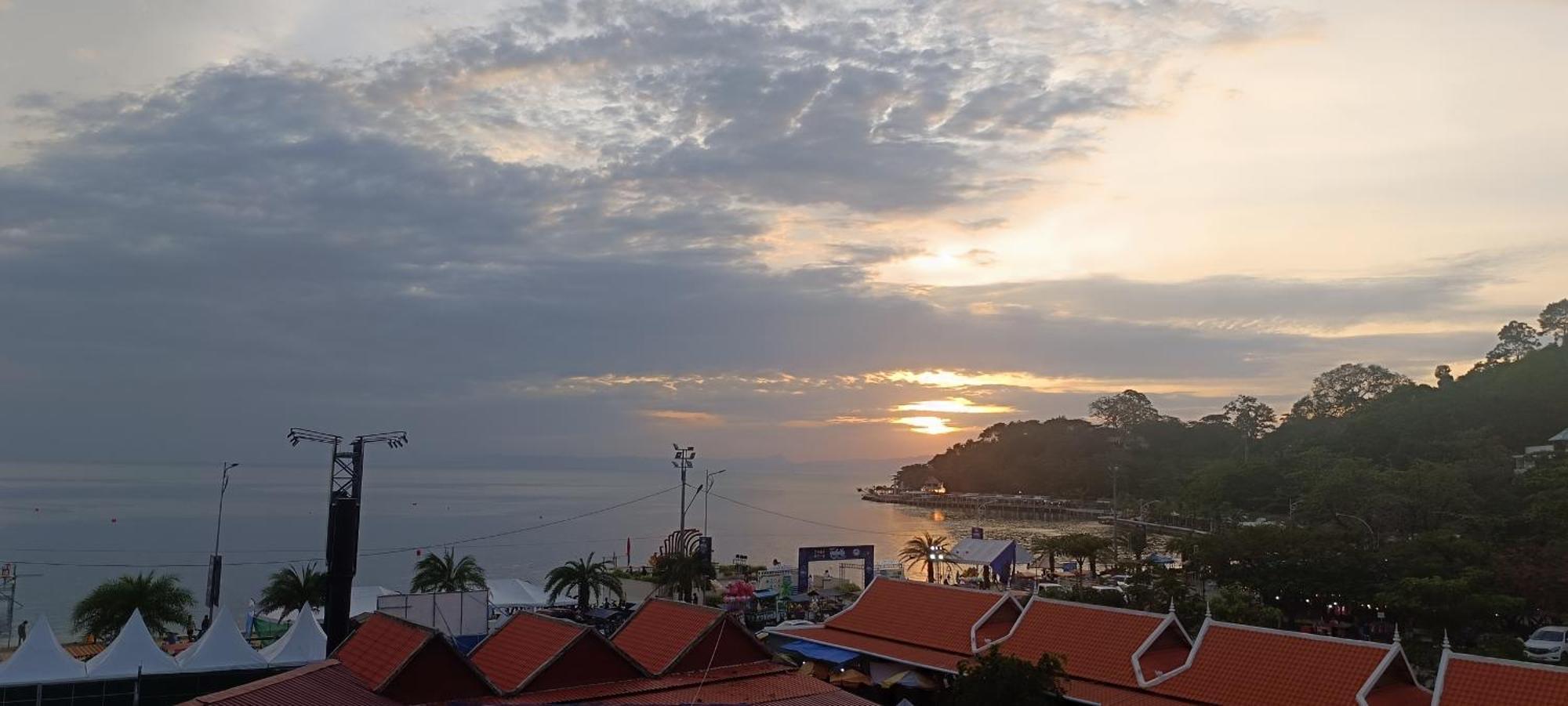 Hotel De La Plage Kep Exterior foto